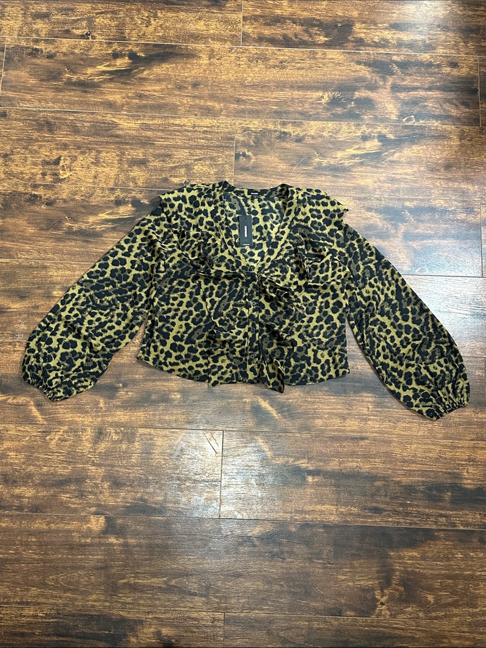 🐆Express Leopard Ruffle V-Neck Blouse - Brown/Black🖤